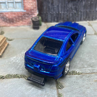 Custom Hot Wheels 2006 Pontiac GTO in Blue With Chrome Draglite Racing Wheels With Rubber Tires