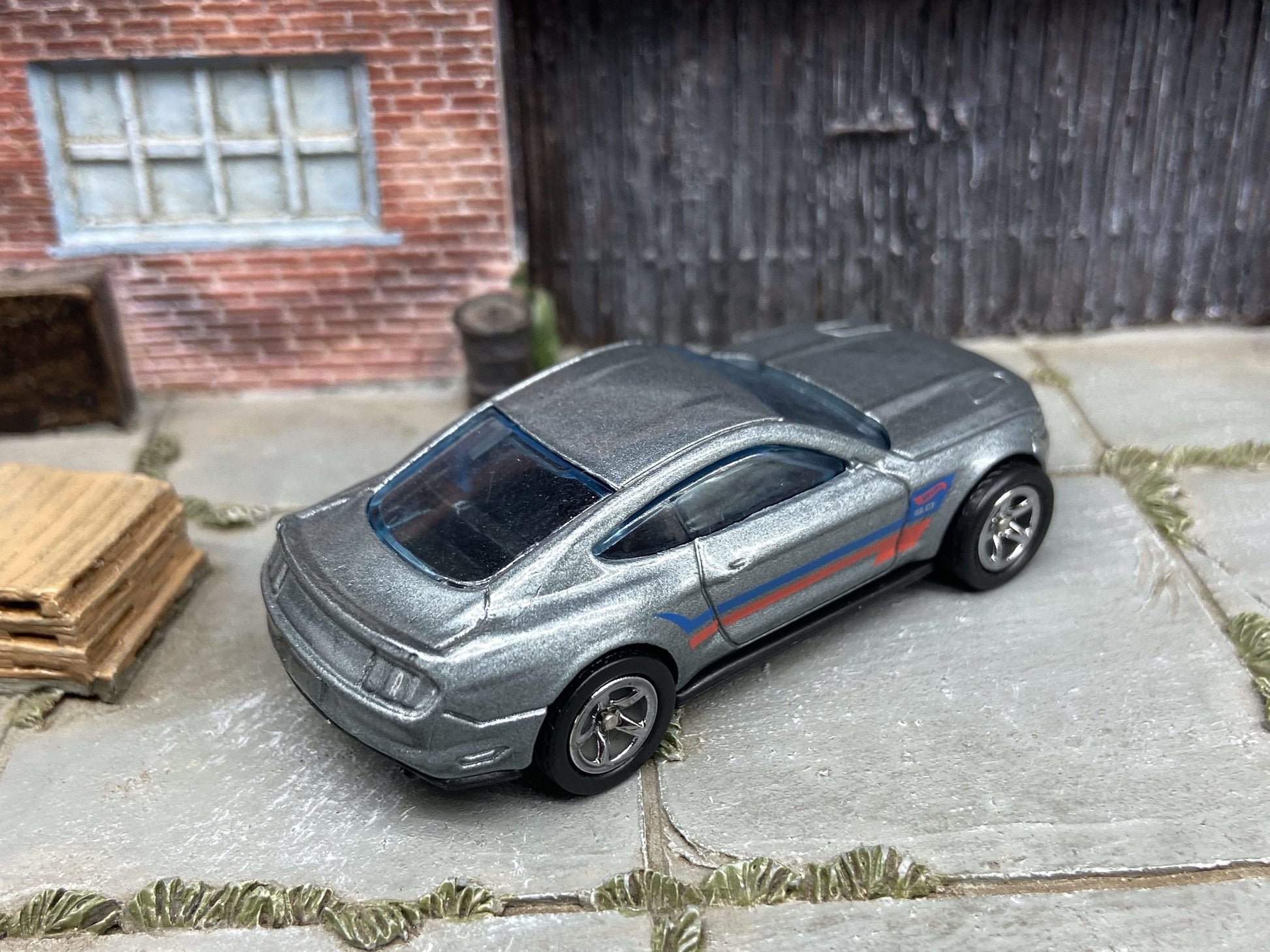 Custom Hot Wheels 2015 Ford Mustang GT In Gray With Smoked Chrome Factory 5 Spoke Wheels With Rubber Tires