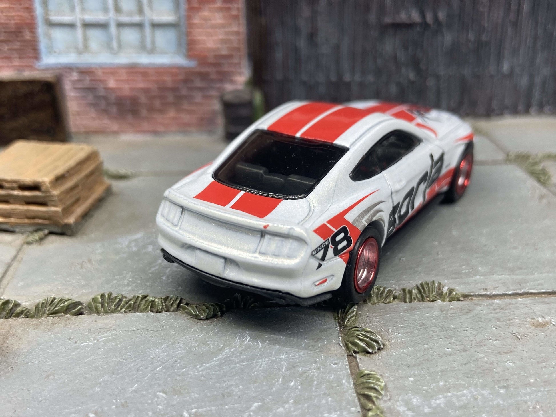 Custom Hot Wheels 2015 Ford Mustang GT In White and Red With Borla Livery With Chrome and Red 5 Spoke Race Wheels With Rubber Tires