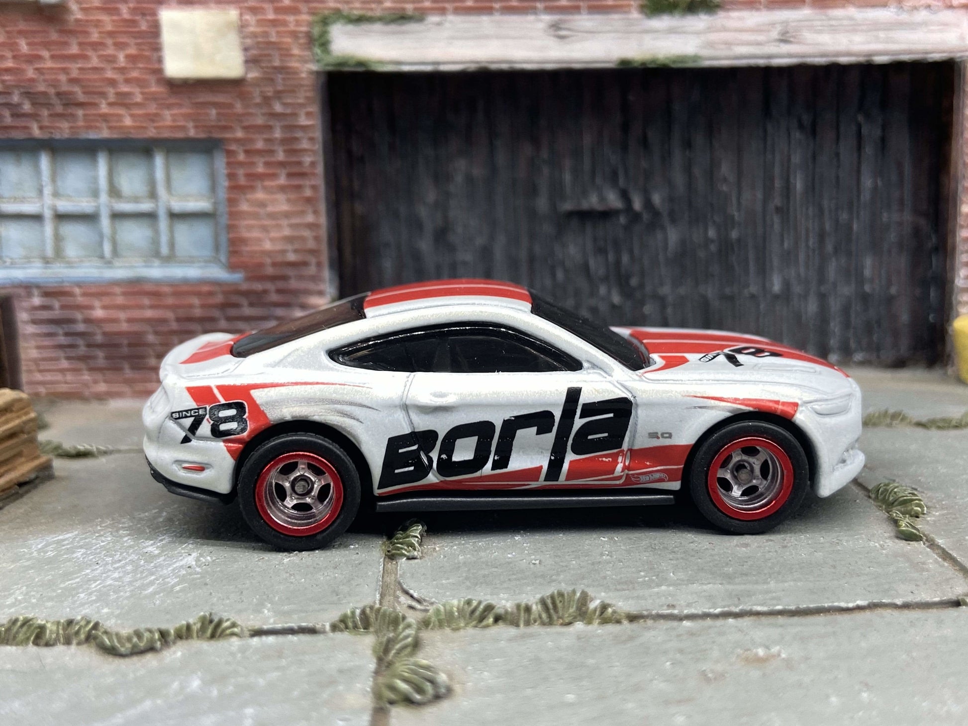 Custom Hot Wheels 2015 Ford Mustang GT In White and Red With Borla Livery With Chrome and Red 5 Spoke Race Wheels With Rubber Tires