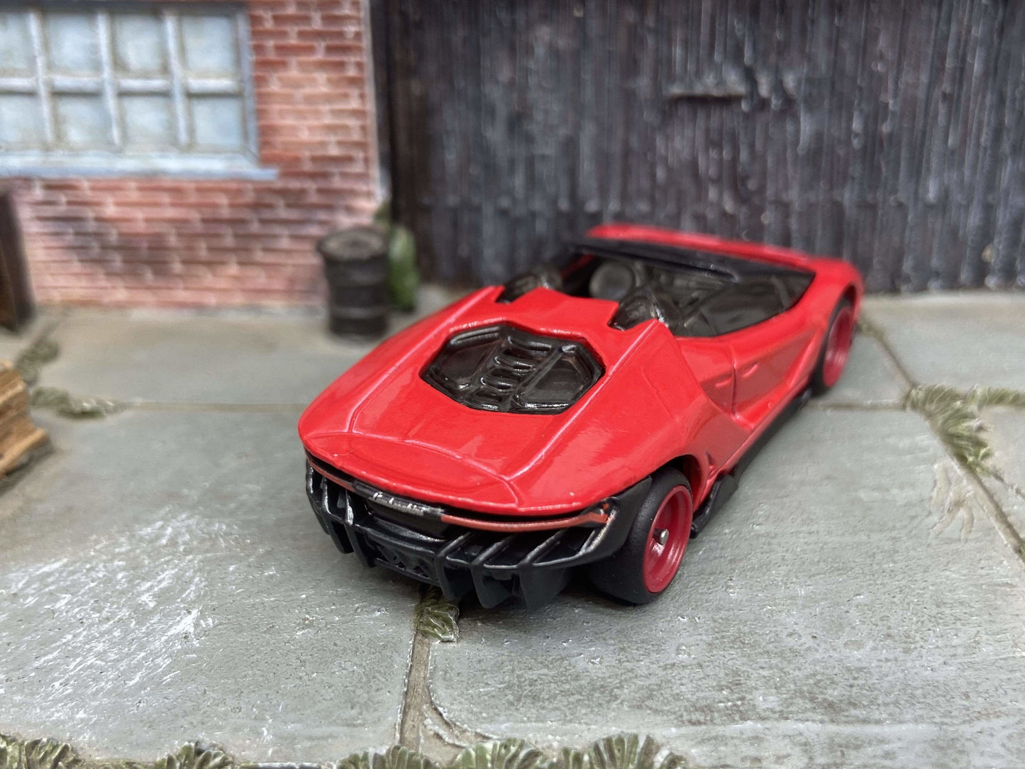 Custom Hot Wheels - 2016 Lamborghini Centenario Roadster - Red - Red 4 Spoke Wheels - Rubber Tires
