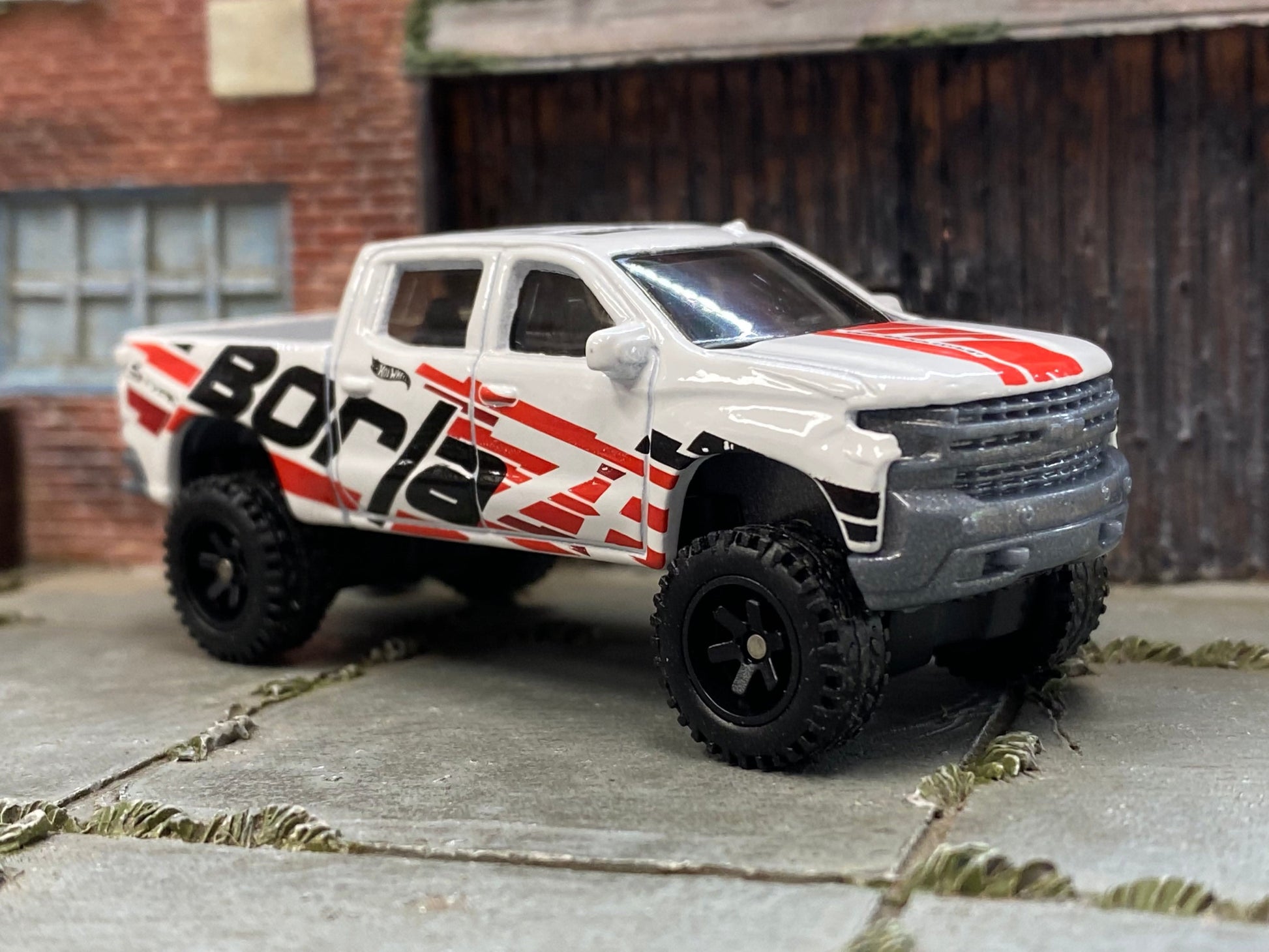 Custom Hot Wheels - 2019 Chevy Silverado Trail Boss LT 4x4 - White and Red Borla - Satin Black 6 Spoke Wheels - Off Road Rubber Tires