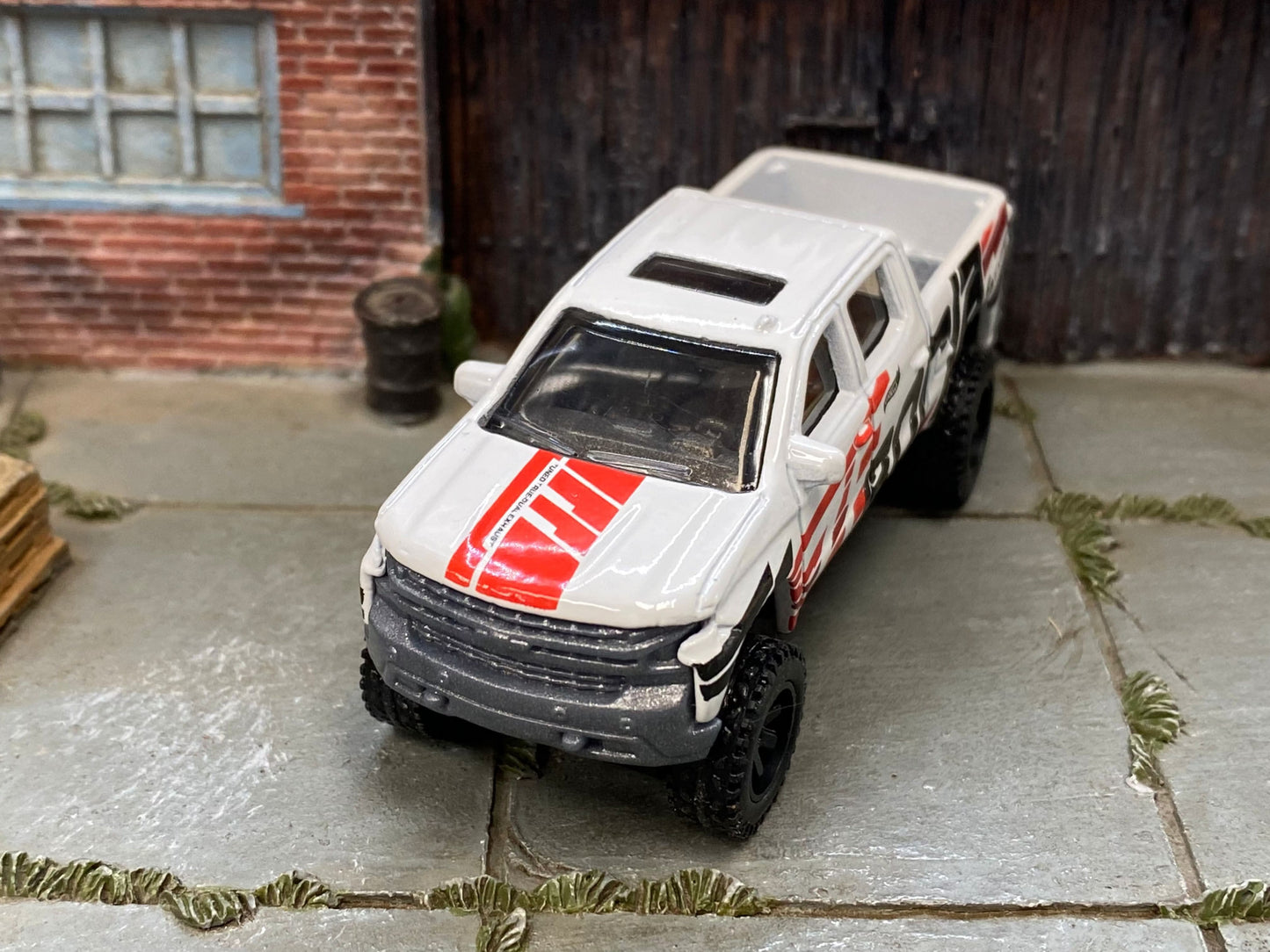 Custom Hot Wheels - 2019 Chevy Silverado Trail Boss LT 4x4 - White and Red Borla - Satin Black 6 Spoke Wheels - Off Road Rubber Tires