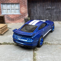 Custom Hot Wheels 2020 Ford Mustang Shelby GT500 In Blue With White Stripes With Blue 5 Star Wheels With Rubber Tires
