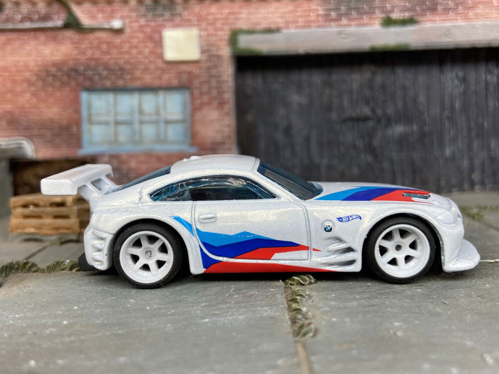 Custom Hot Wheels BMW Z4M In Pearl White With 6 Spoke Race Wheels With Rubber Tires