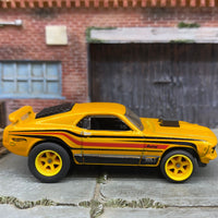 Custom Hot Wheels - Ford Mustang Mach 1 - Yellow, Orange and Black - Yellow 6 Spoke Racing Wheels - Rubber Tires