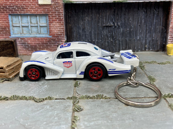 VW Kafer Racer Urban Outlaw White custom Hot Wheels keychain