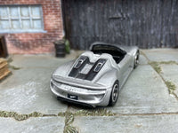 Silver Porsche 918 Spyder custom Hot Wheels with black and chrome wheels, view 4
