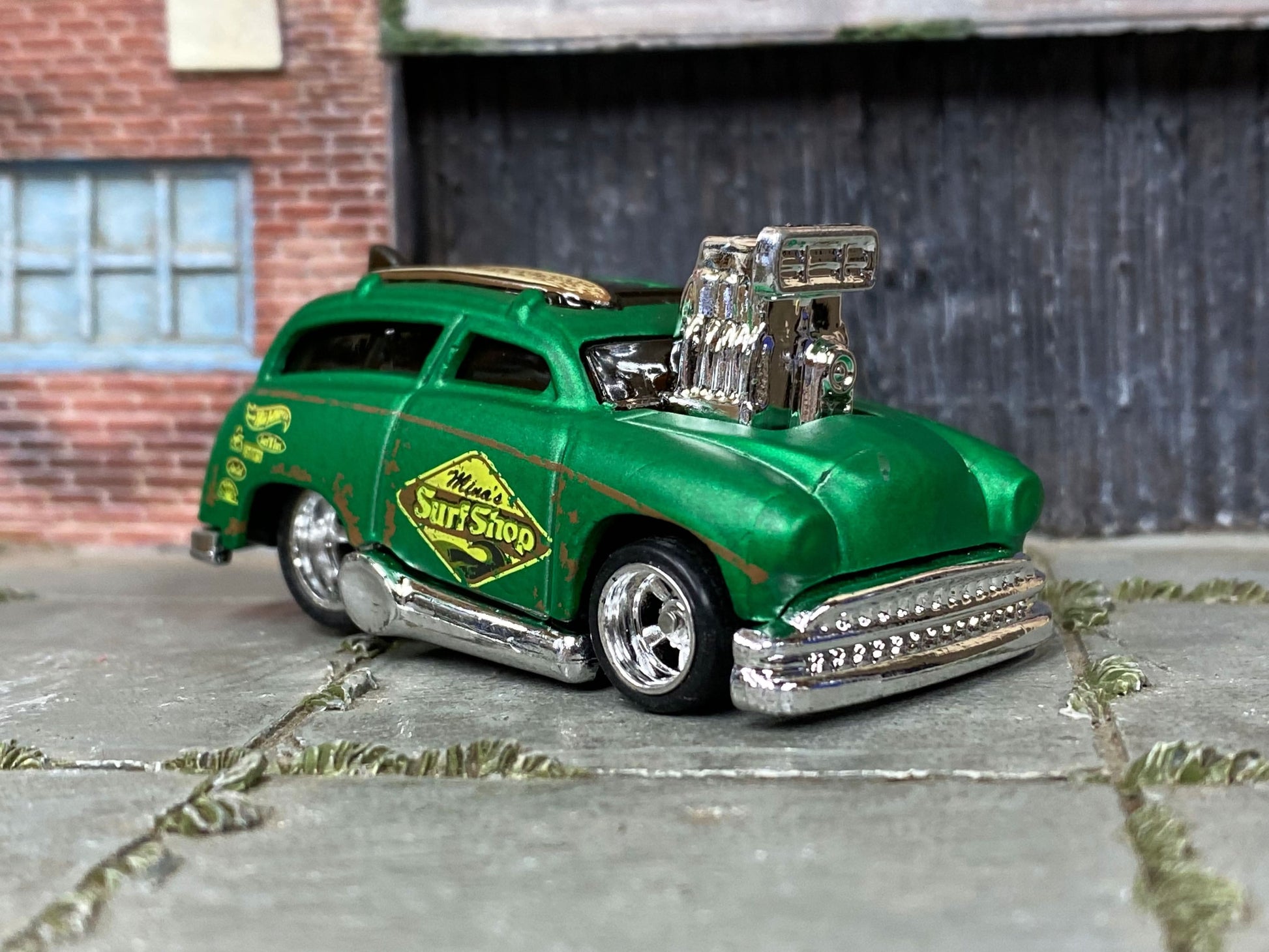 Custom Hot Wheels - Tuned Surf 'N Turf Surf Wagon - Dark Green - Chrome American Racing Wheels - Rubber Tires