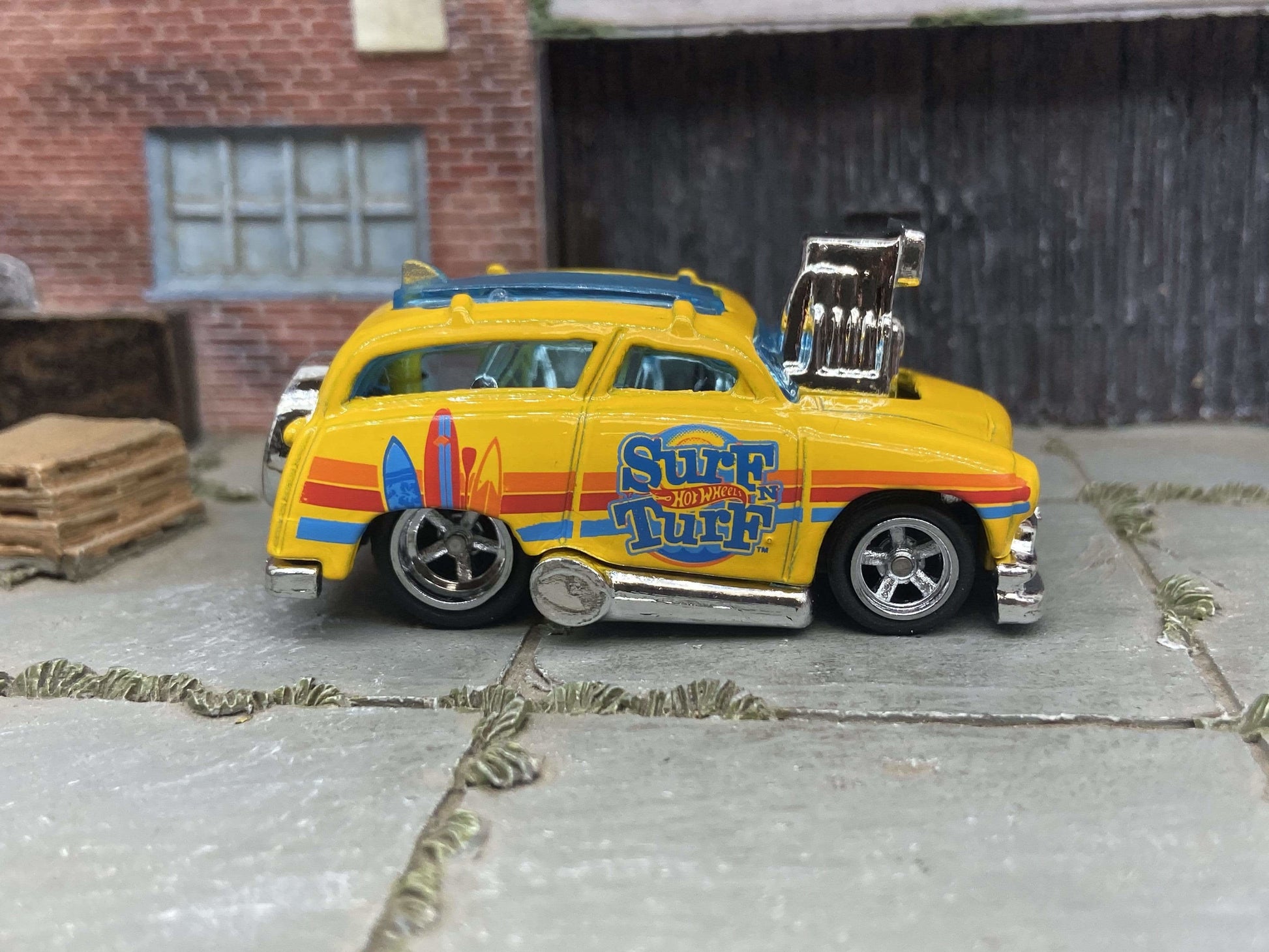 Custom Hot Wheels - Tuned Surf 'N Turf Surf Wagon - Yellow - Chrome American Racing Wheels - Rubber Tires