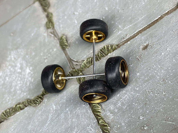 Hot Wheels 6 Spoke TE 37 Deep Dish Rubber Tires 10mm (14 Sets) – Mix Colors Gold, Chrome, Redline, White, Grey