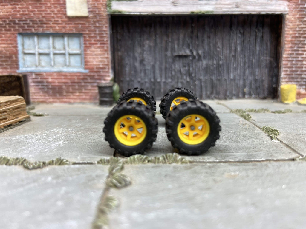 Custom Hot Wheels Wheels and Matchbox Rubber Tires - Yellow 6 Spoke Racing Wheels Rubber Off Road 4X4 Tires