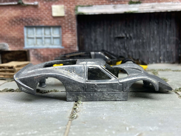 1967 Ford GT 40 MK-IV Race Car DIY Hot Wheels kit - gallery image 1 of 3