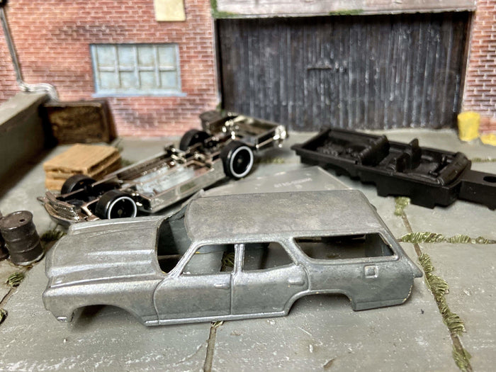 Bare-metal 1970 Chevy Chevelle Wagon DIY Hot Wheels kit