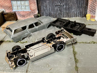 Bare-metal 1970 Chevy Chevelle Wagon DIY Hot Wheels kit — view 2