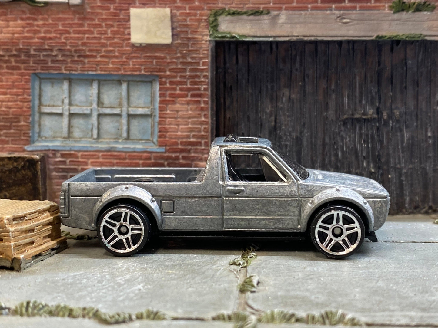 DIY Custom Hot Wheels Car Kit - Volkswagen VW Caddy Truck - Build Your Own Custom Hot Wheels!