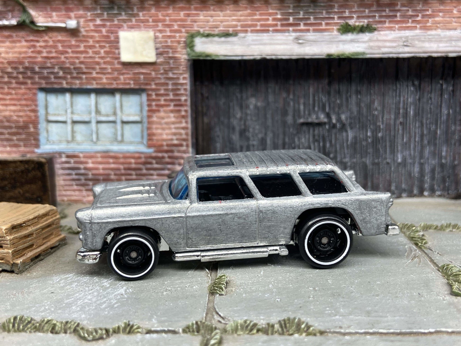 DIY Hot Wheels Car Kit - 1955 Chevy Nomad Station Wagon - Build Your Own Custom Hot Wheels!