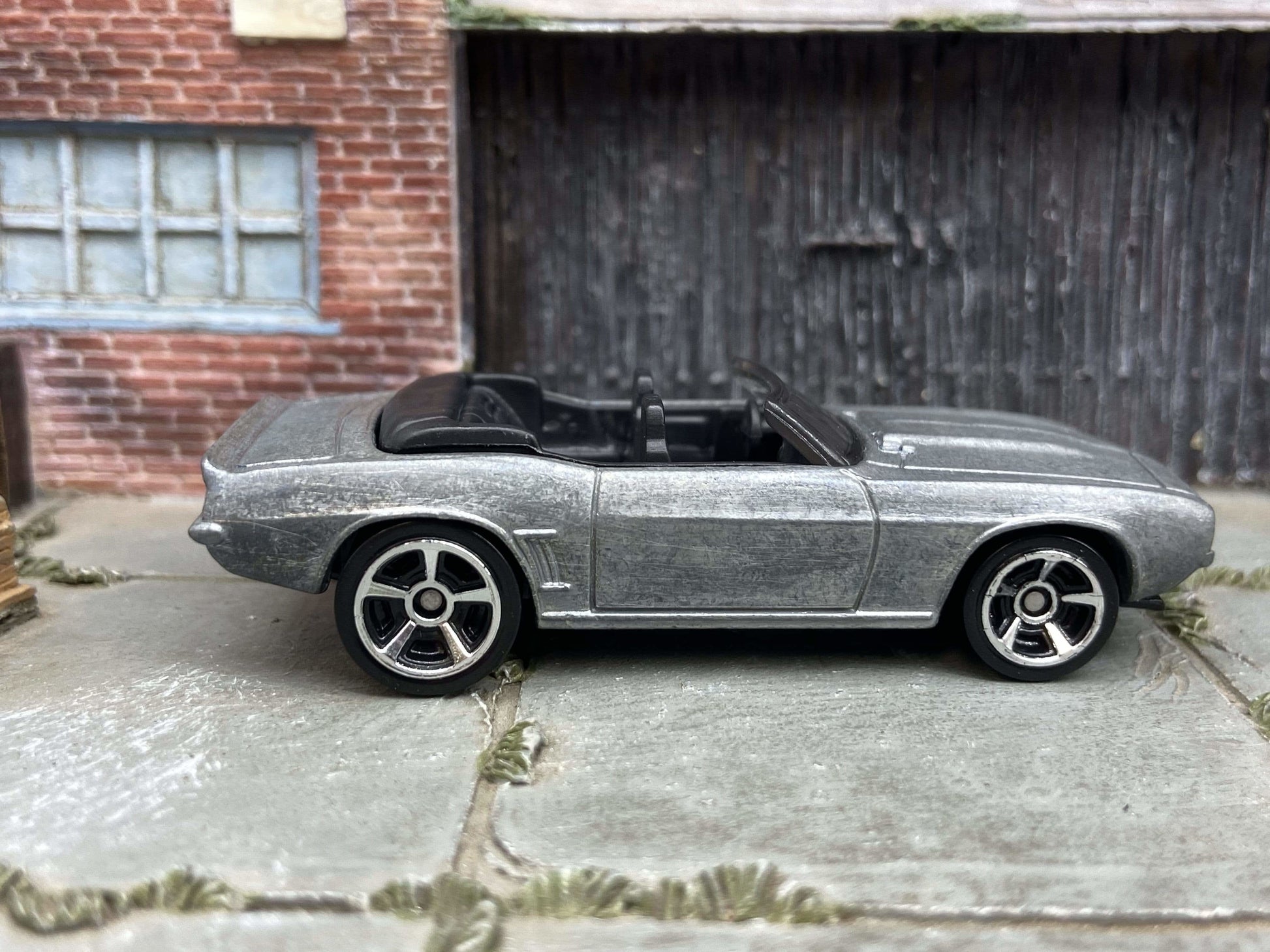 DIY Hot Wheels Car Kit - 1969 Chevy Camaro Convertible - Build Your Own Custom Hot Wheels!