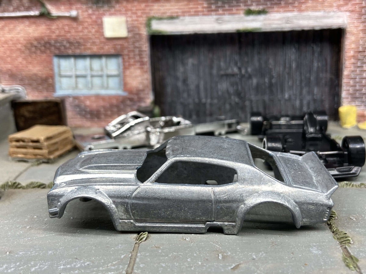 Stripped 1970 Chevelle SS Race Car DIY Hot Wheels kit