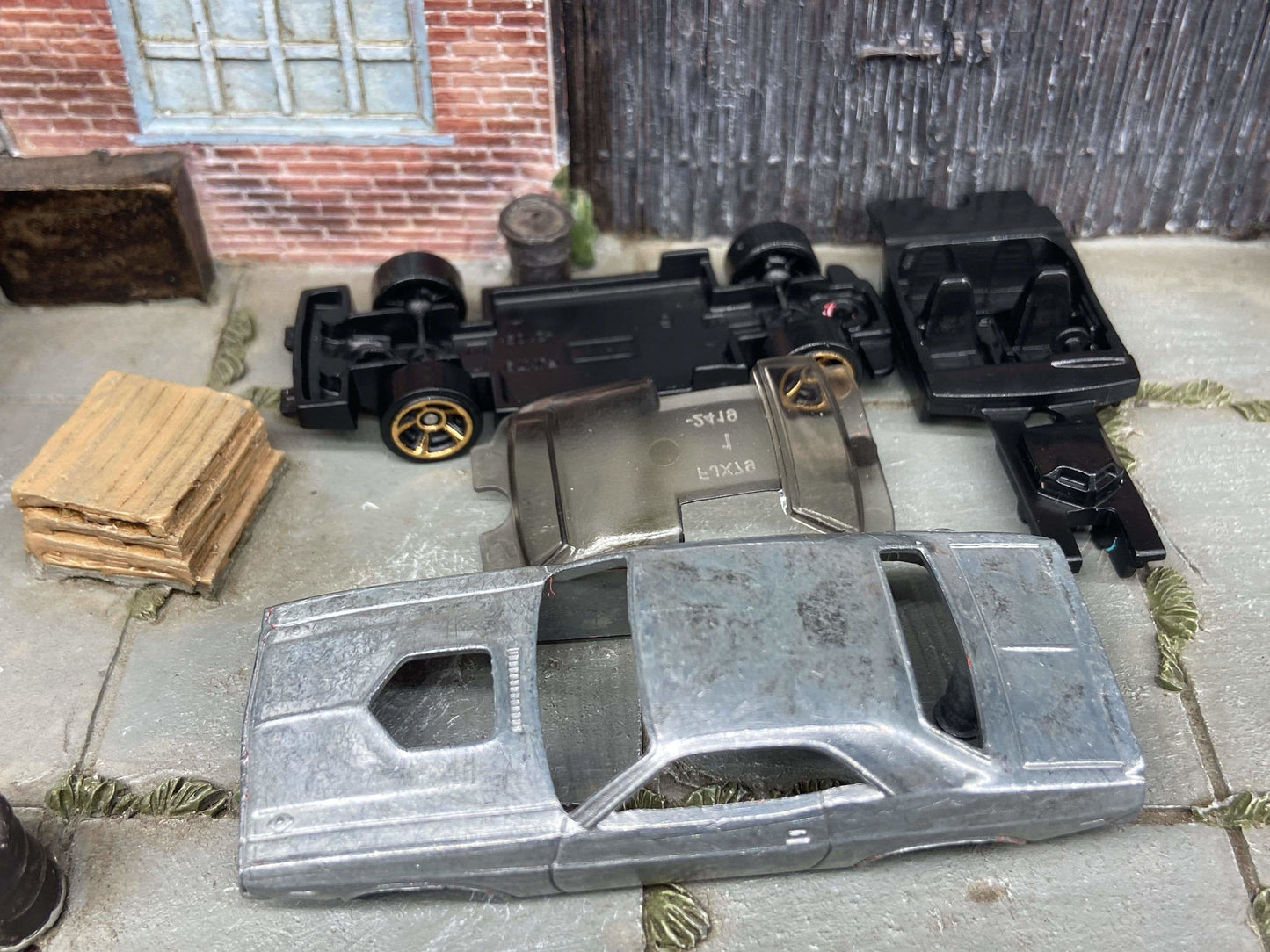 DIY Hot Wheels Car Kit - 1970 Dodge Challenger - Build Your Own Custom Hot Wheels!