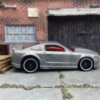 DIY Hot Wheels Car Kit - 2007 Ford Mustang - Build Your Own Custom Hot Wheels!