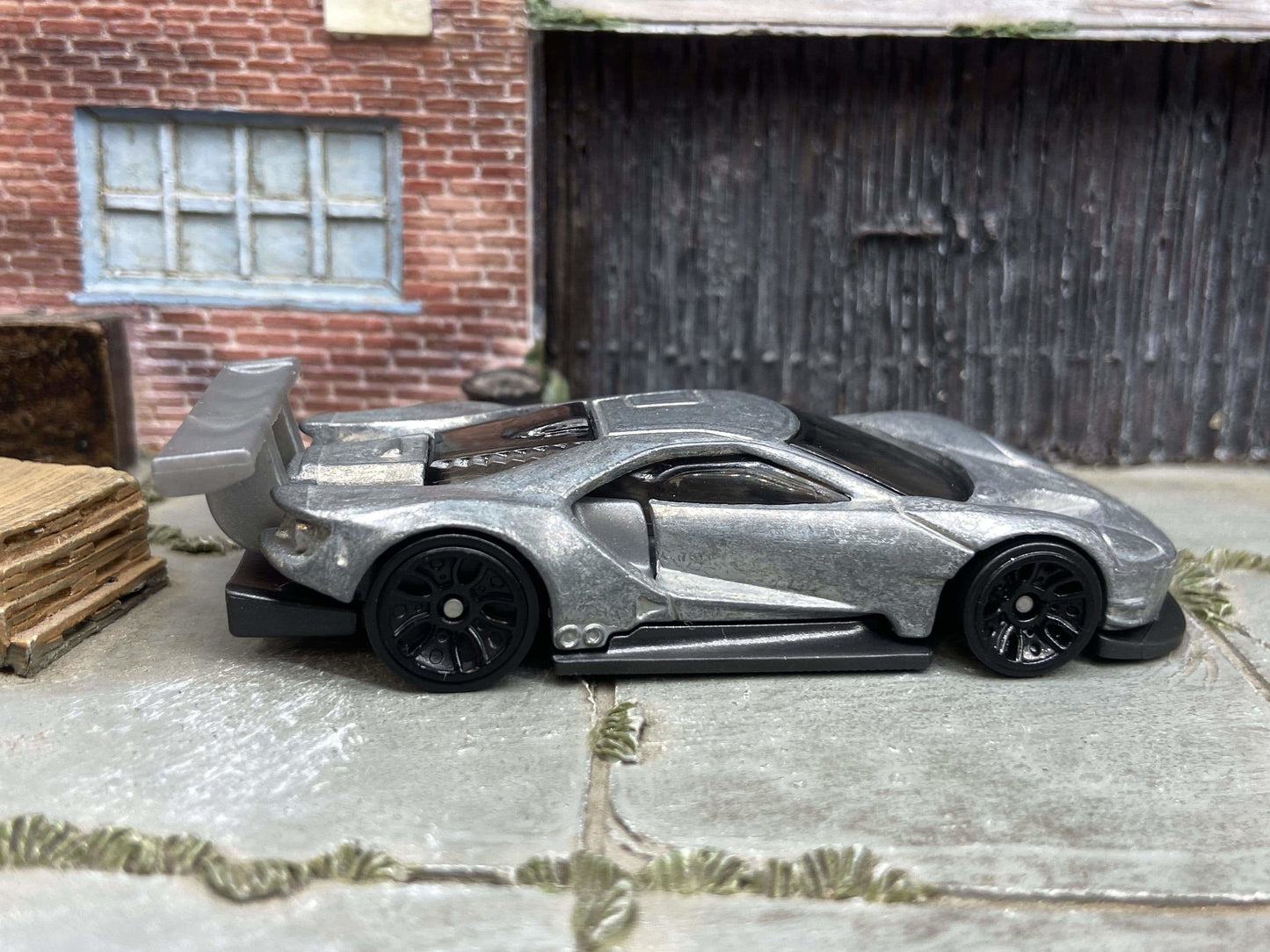 DIY Hot Wheels Car Kit - 2016 Ford GT Race - Build Your Own Custom Hot Wheels!