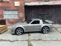 Mazda RX-7 DIY Hot Wheels kit, view 3