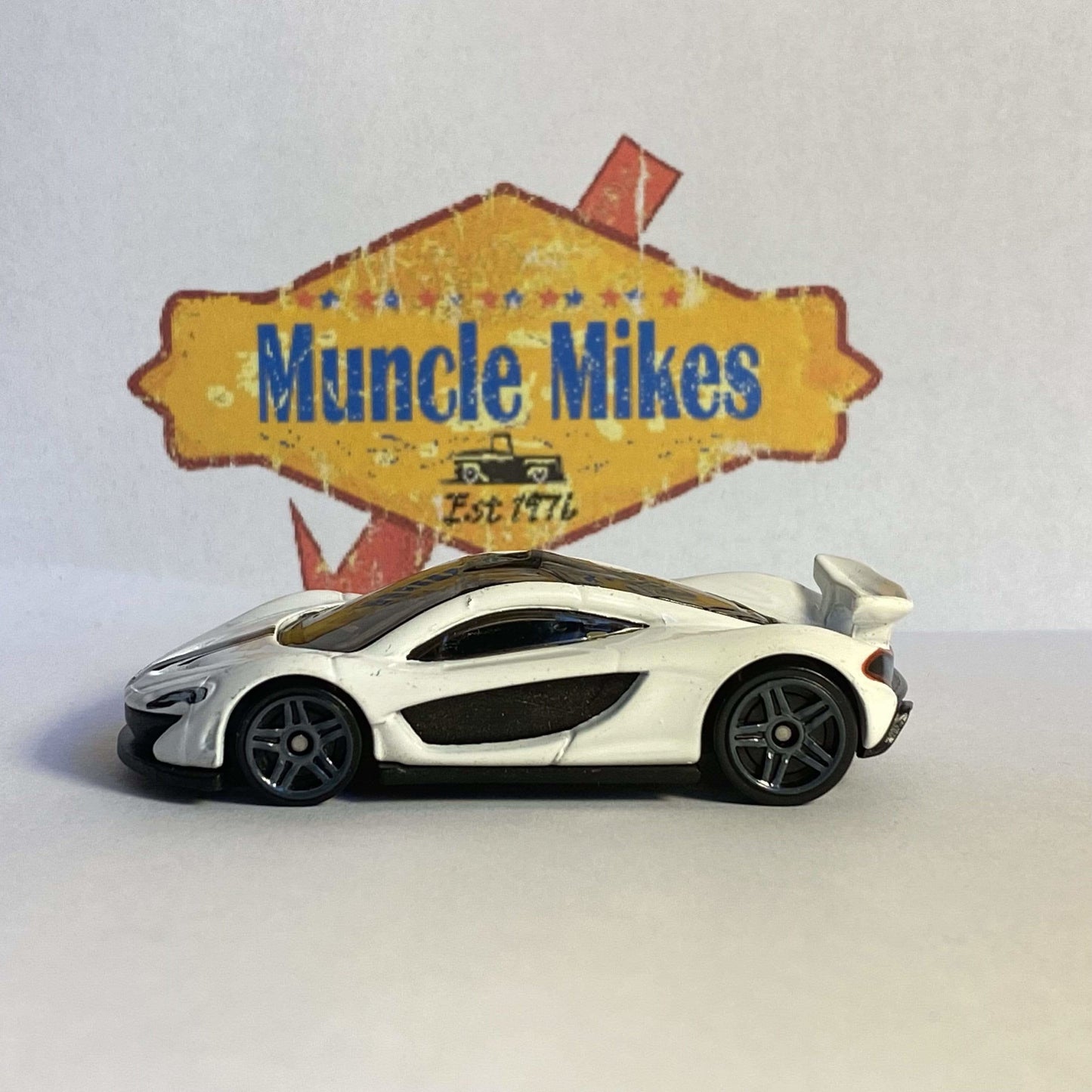 Hot Wheels 170/365 White McLaren P1 HW Exotics 4/10