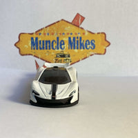 White Hot Wheels McLaren P1 from HW Exotics, view 6