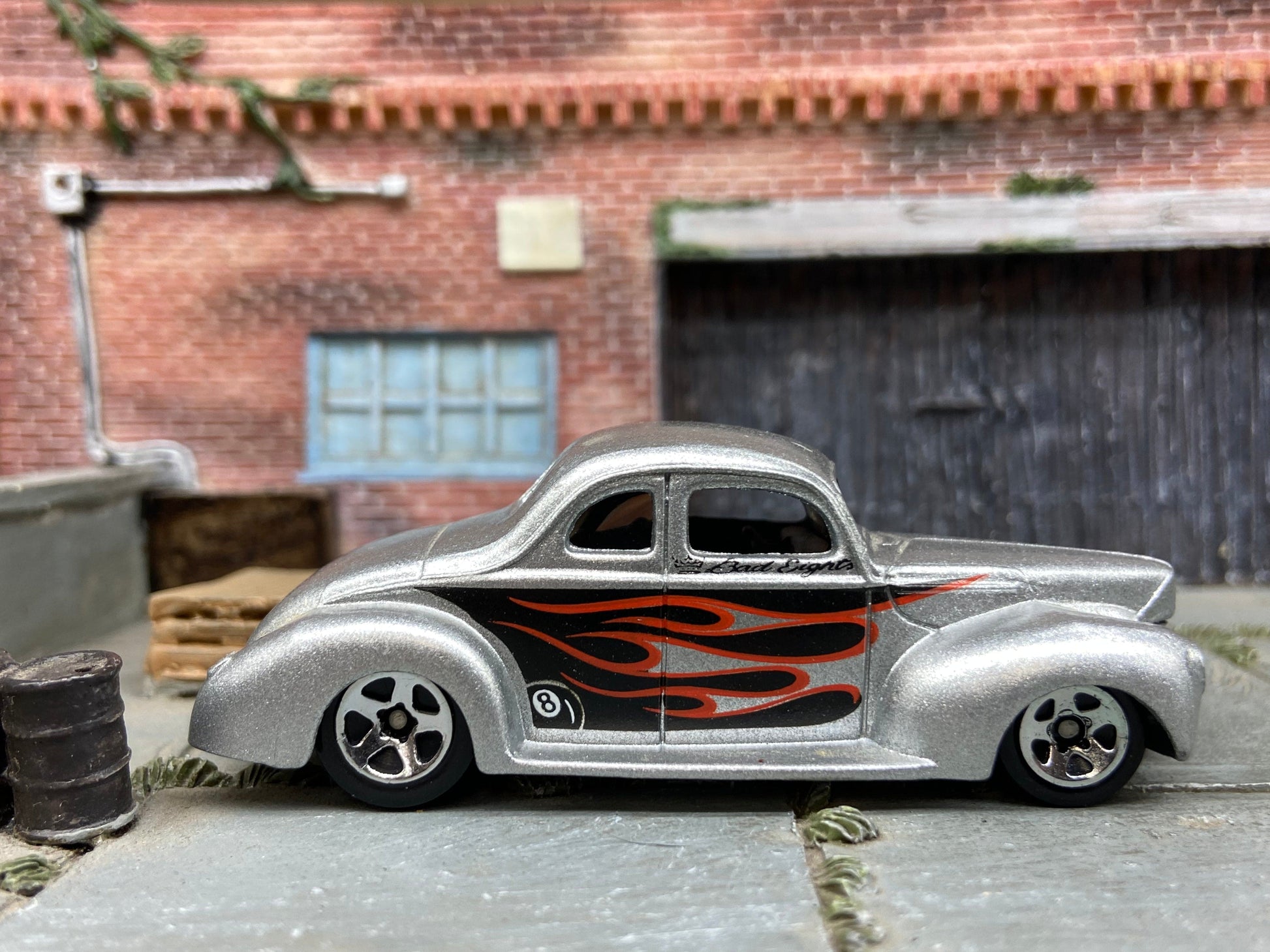 Loose Hot Wheels - 1940 Ford Coupe - Silver with Flames