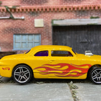 Hot Wheels 1950 Ford Shoe Box Dressed in Yellow with Flames