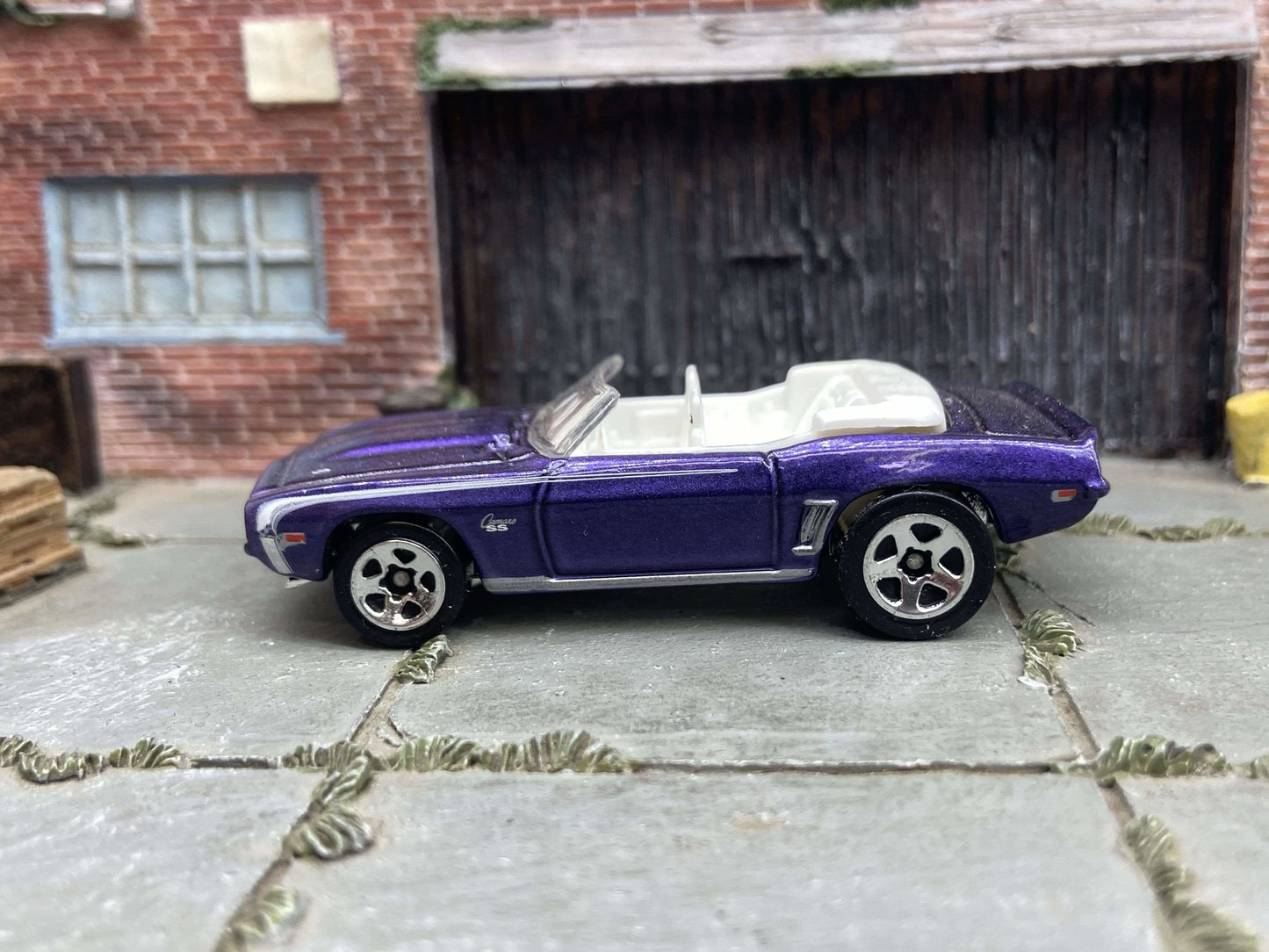 Loose Hot Wheels 1969 Chevy Camaro Convertible In Purple and White