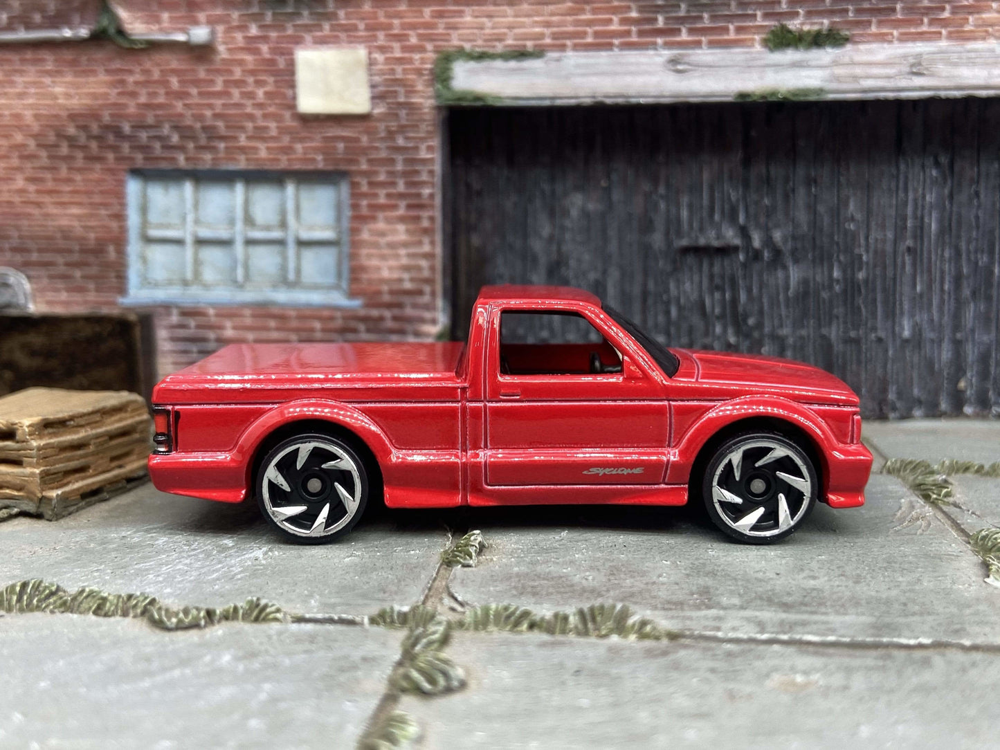 Loose Hot Wheels - 1991 GMC Syclone Pick Up Truck - Red
