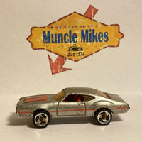 Hot Wheels 1993 Warner Oldsmobile Silver/Red Orange RARE!