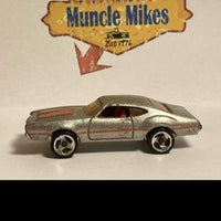 Hot Wheels 1993 Warner Oldsmobile Silver/Red Orange RARE!