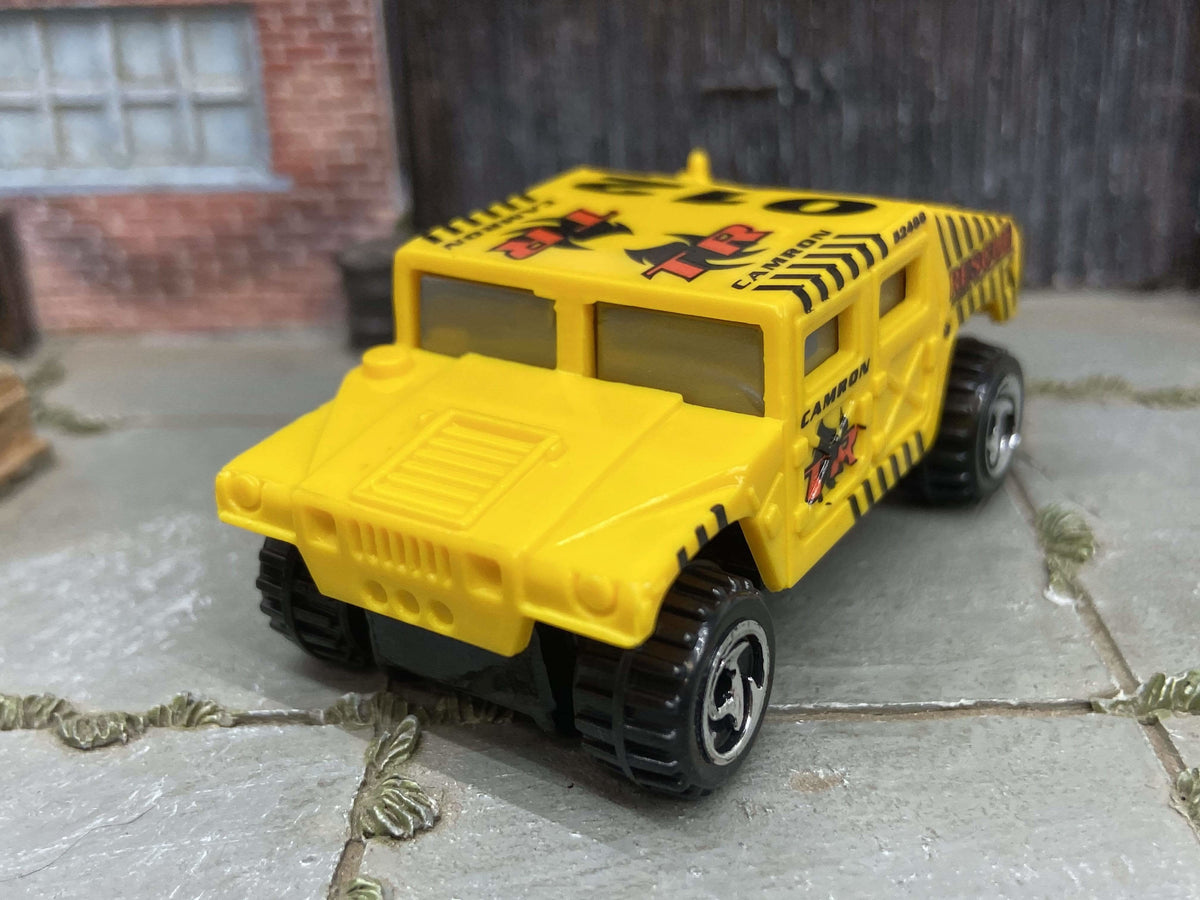 Hot Wheels AM General Camron rescue hummer #012 $2 - $2 BARGAIN BIN!