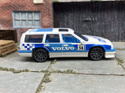 Hot Wheels Volvo 850 Estate - $2 BARGAIN BIN!