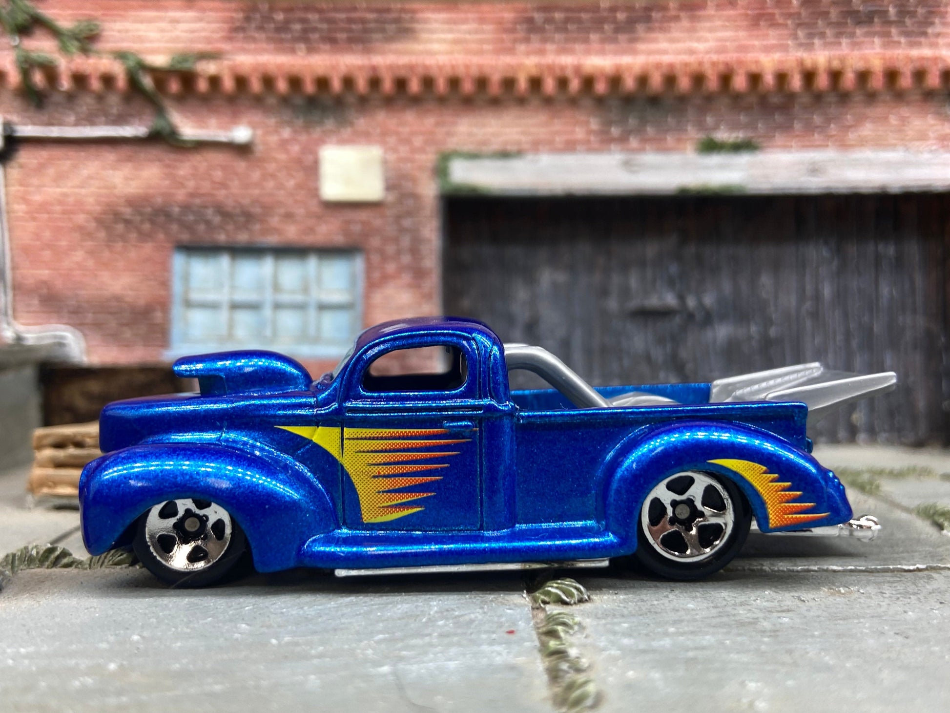 Loose Hot Wheels -1940 Ford Drag Truck - Blue With Scallops