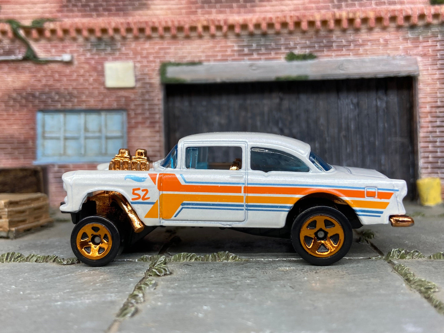 Loose Hot Wheels - 1955 Chevy Bel Air Gasser - 52nd Anniversary Pearl & Chrome