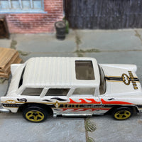 Loose Hot Wheels 1955 Chevy Nomad Dressed in White Spike Surfboard Livery