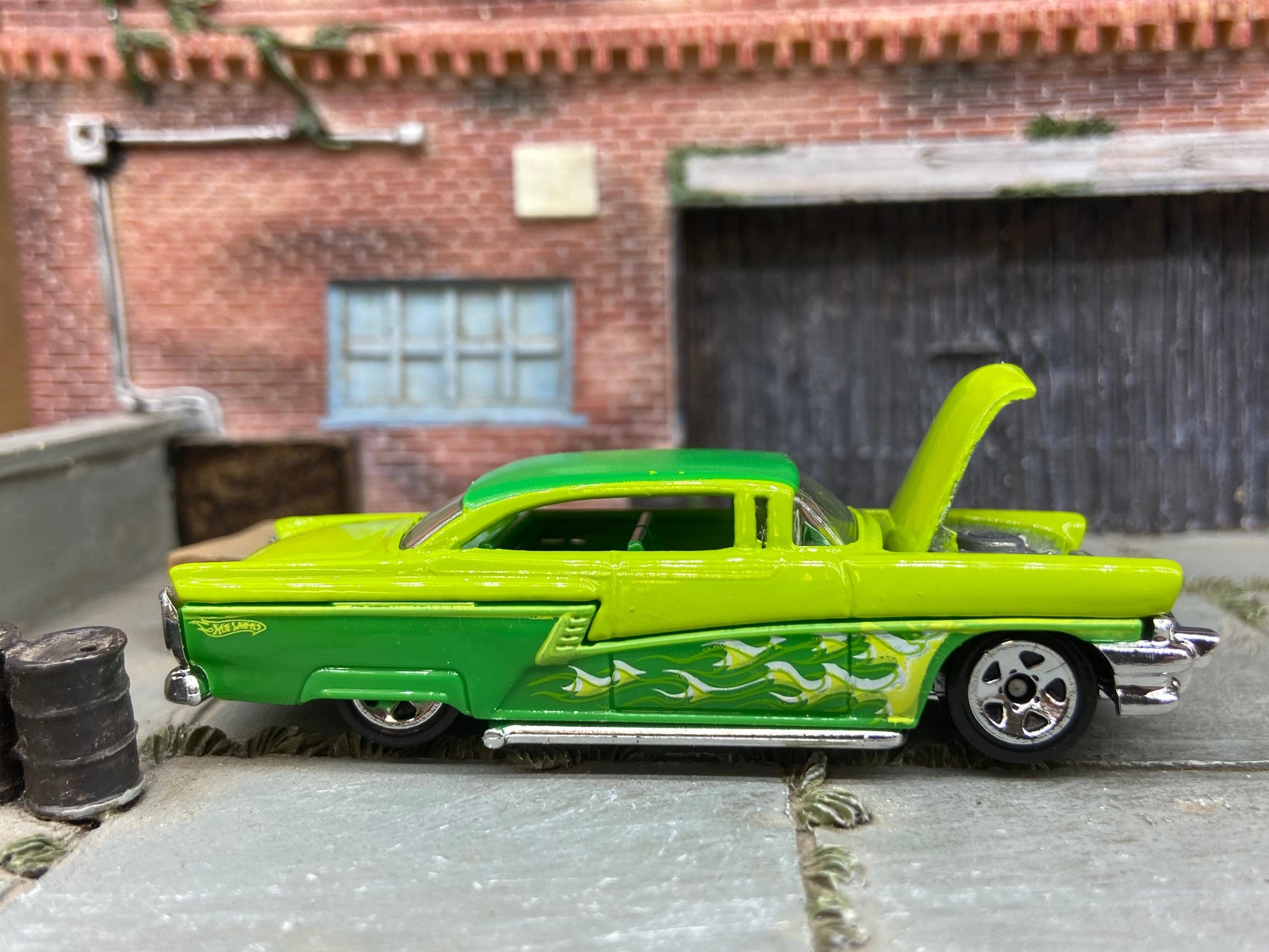 Loose Hot Wheels - 1956 Mercury 56 Merc - Green with Flames