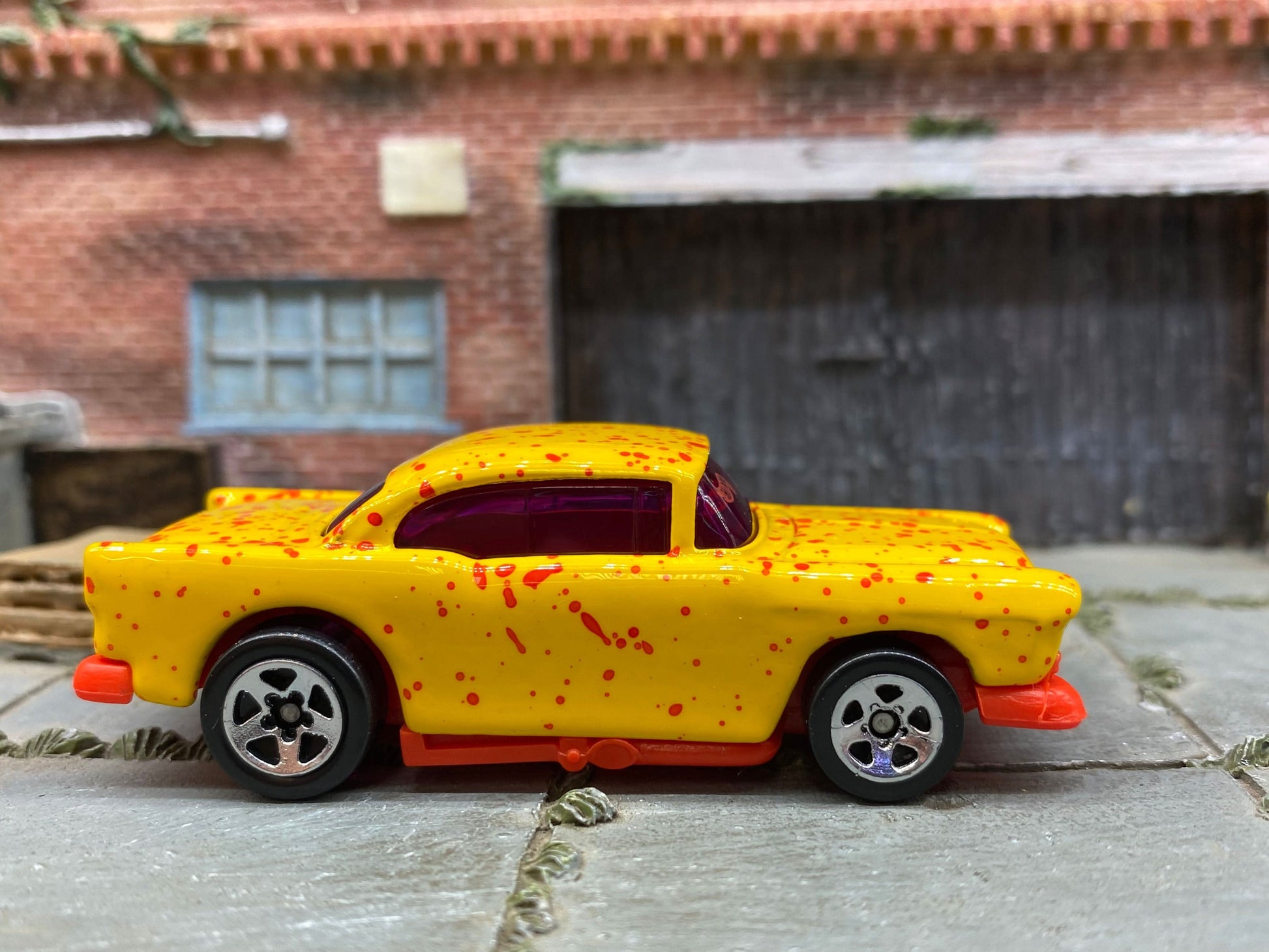 Loose Hot Wheels - 1957 Chevy - Yellow and Red Splatter Paint