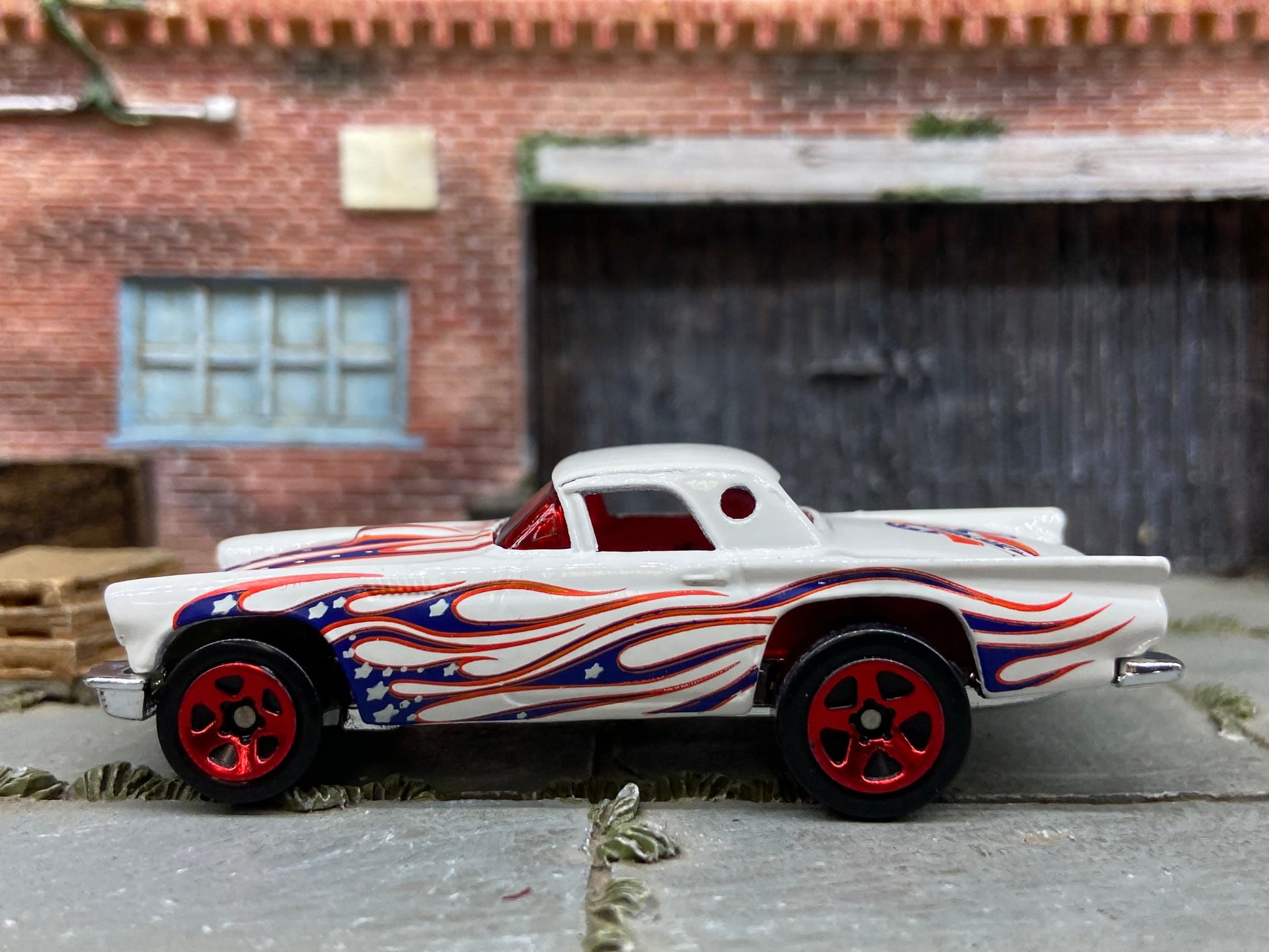 Loose Hot Wheels - 1957 Thunder Bird 57 T-Bird - Stars and Stripes Red, White and Blue Flames