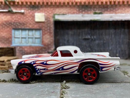 Loose Hot Wheels - 1957 Thunder Bird 57 T-Bird - Stars and Stripes Red, White and Blue Flames