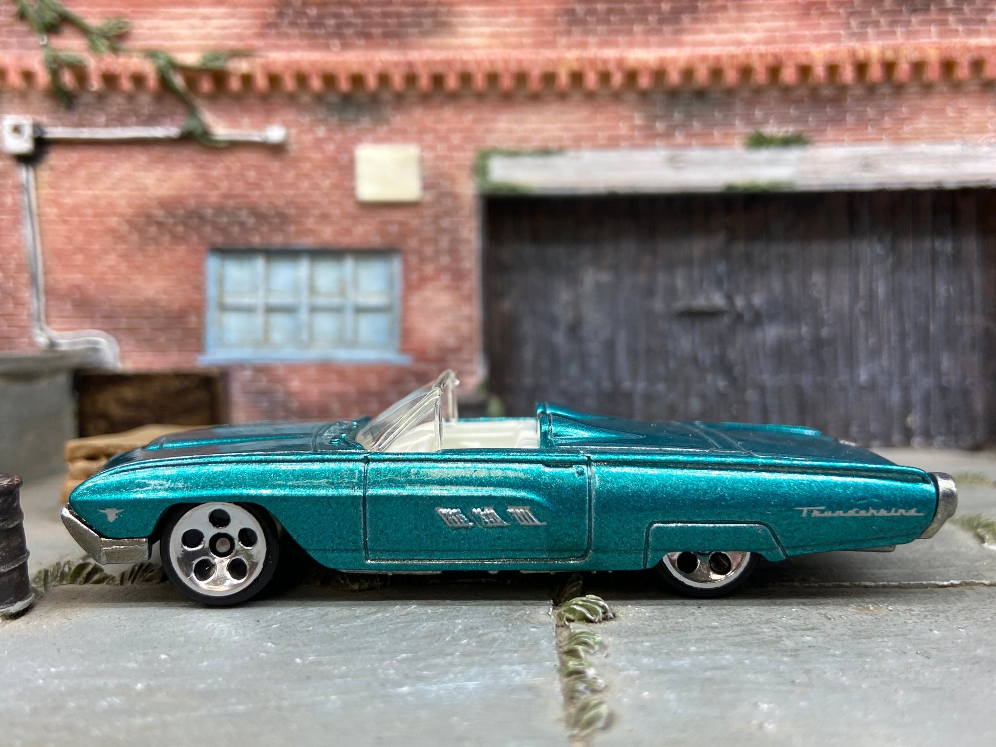 Loose Hot Wheels - 1963 Ford Thunderbird T-Bird - Teal