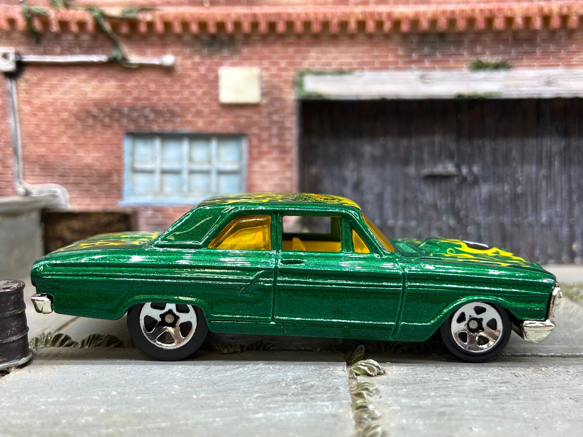 Loose Hot Wheels - 1964 Ford Fairlane Thunderbolt - Green and Yellow with Flames