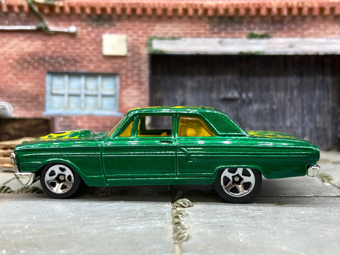 Loose Hot Wheels - 1964 Ford Fairlane Thunderbolt - Green and Yellow with Flames