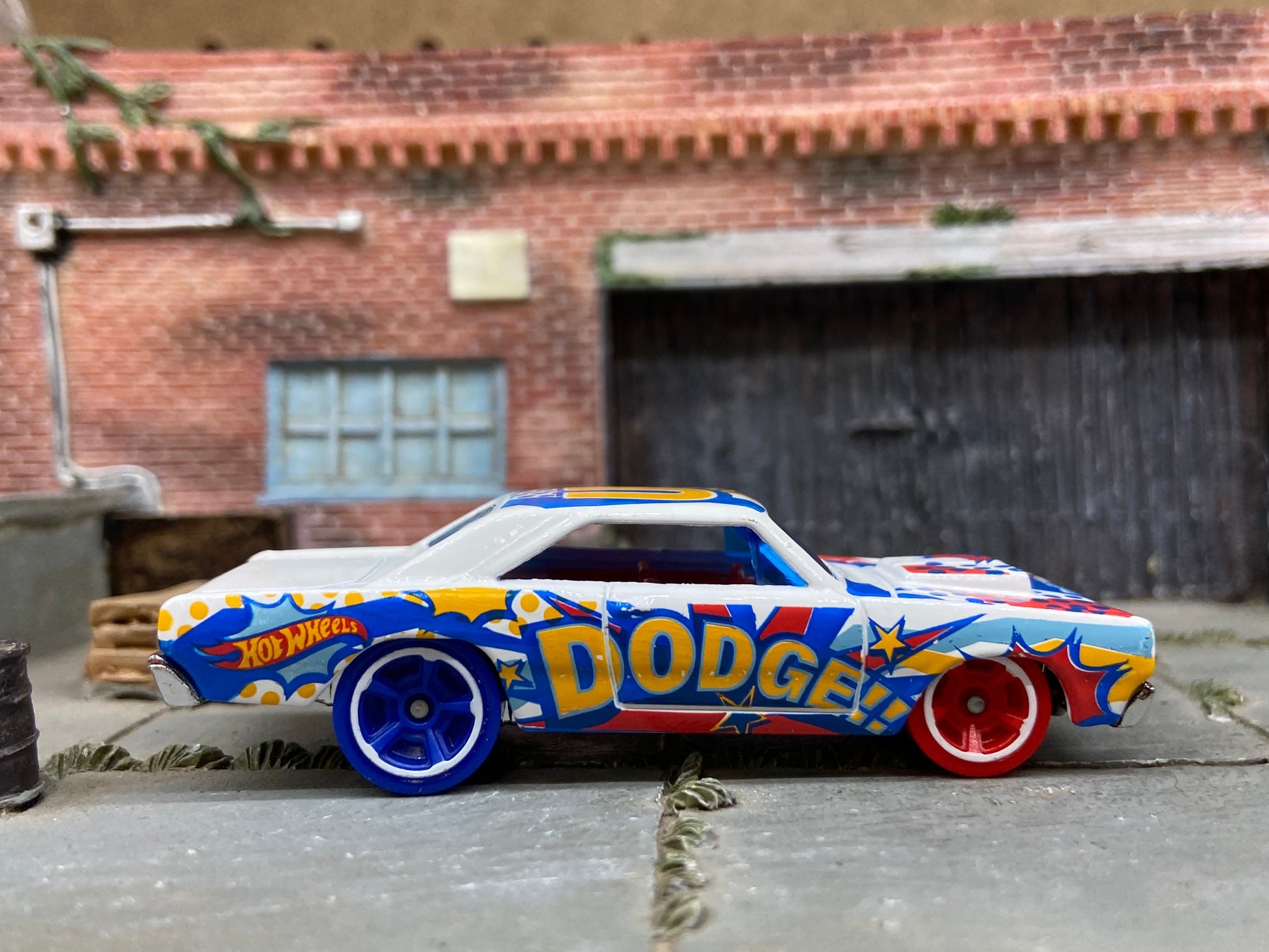 Loose Hot Wheels - 1968 Dodge Dart - White Colorful Dodge Livery