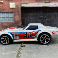 Loose Hot Wheels 1969 Chevy Corvette COPO Dressed in White, Red and Blue #43 with Flames