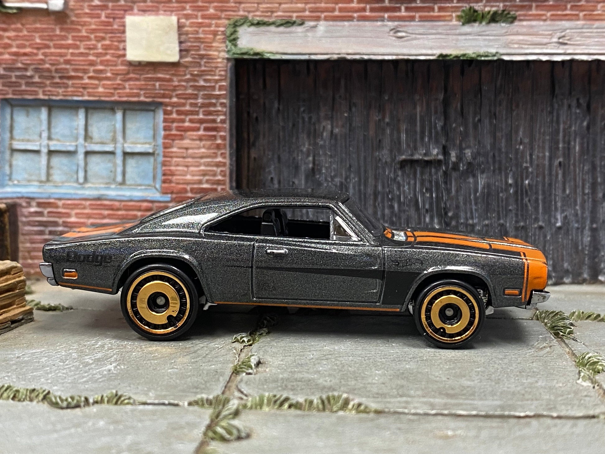 Loose Hot Wheels - 1969 Dodge Charger 500 - Gray and Orange